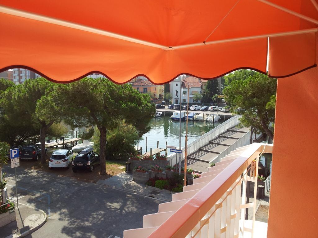 Meuble Al Ponte Hotel Grado Cameră foto