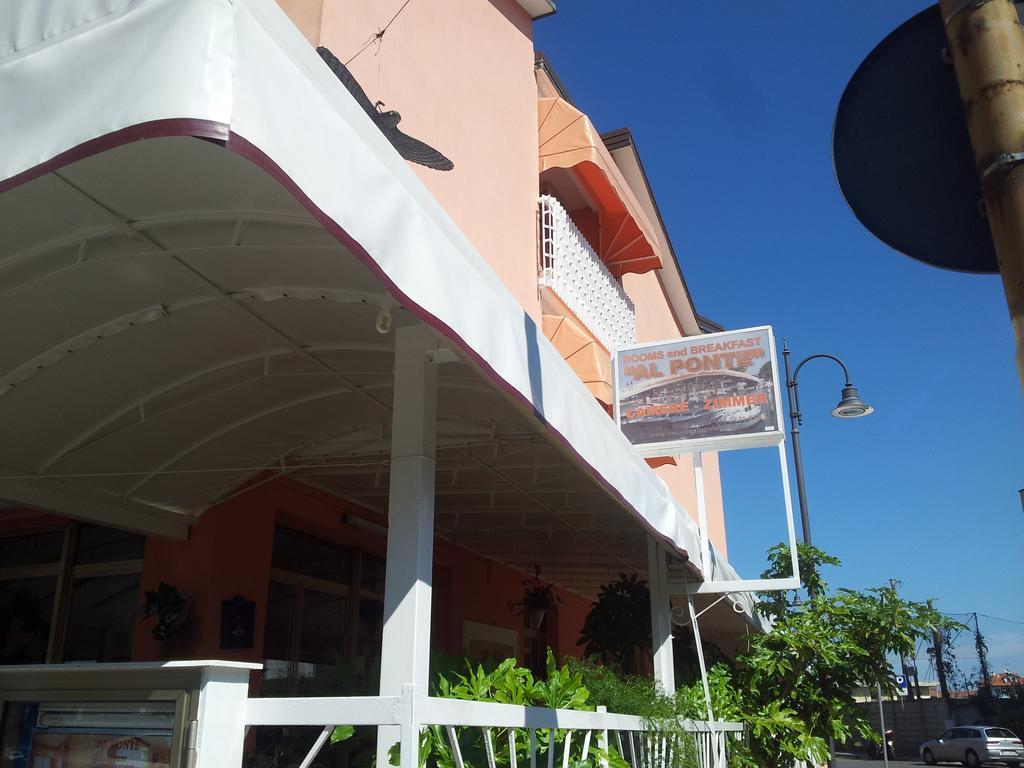 Meuble Al Ponte Hotel Grado Exterior foto